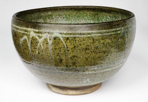 Rose bowl (c. 1938), Michael Cardew.