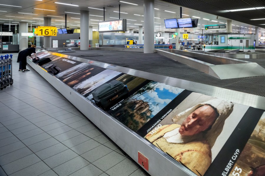 Absolute belter: Rijksmuseum highlights in the Schipol baggage hall