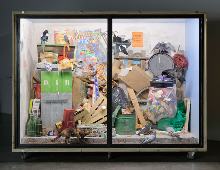 Paris Streetscape (2017), Mark Dion. Courtesy Mark Dion / Galerie in Situ – Fabienne Leclerc, Paris. Photo: Aurélien Mole