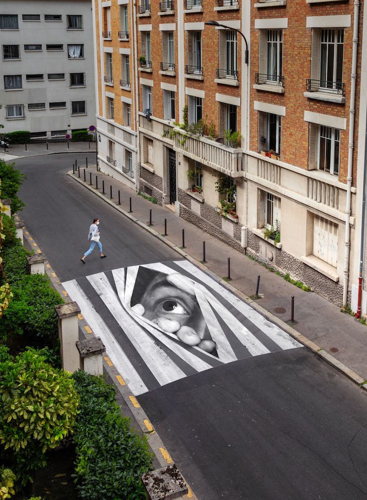 Finding hope, day view, Paris, France (2020), JR.